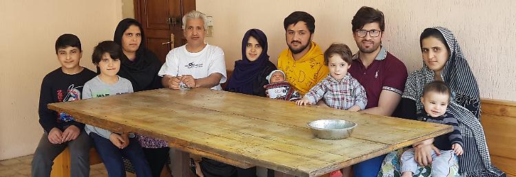 Profughi, tre nuclei famigliari afghani  ospitati da Emmaus