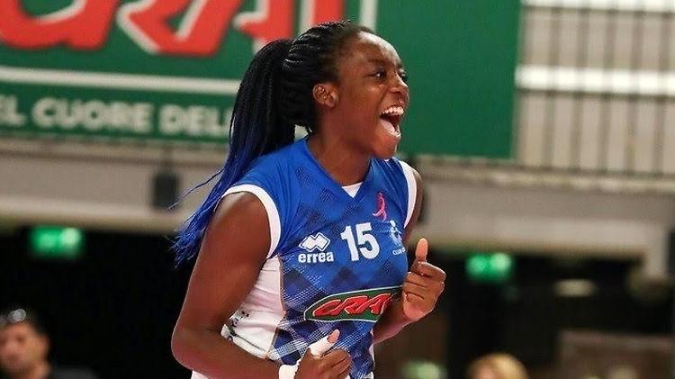 Morta la pallavolista 18enne Julia Ituma, caduta da una finestra