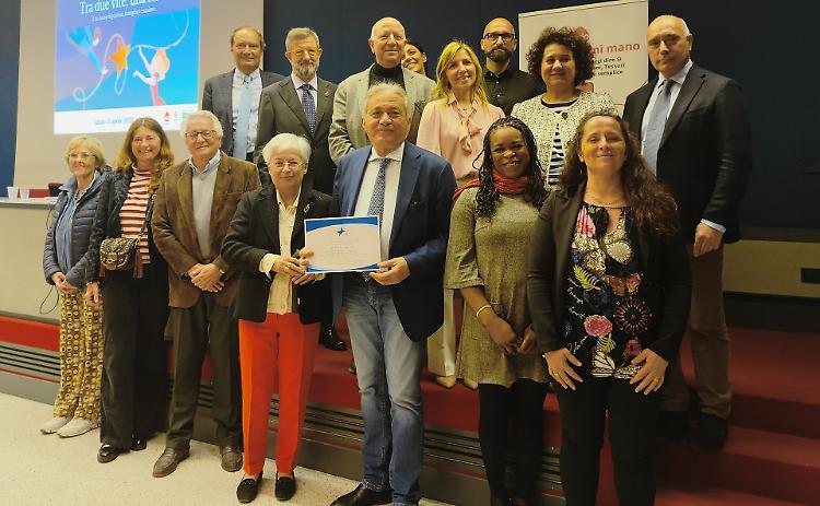 Asst di Cremona prima in Italia a ricevere il premio Stella Fondazione trapianti