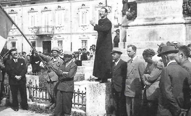 La storia. «Il nostro fiore per il prete partigiano»