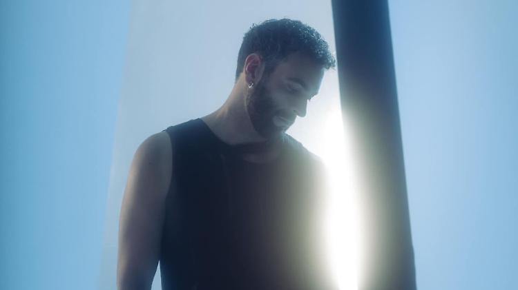Marco Mengoni, il nuovo album Materia (Prisma) esce il 26 maggio