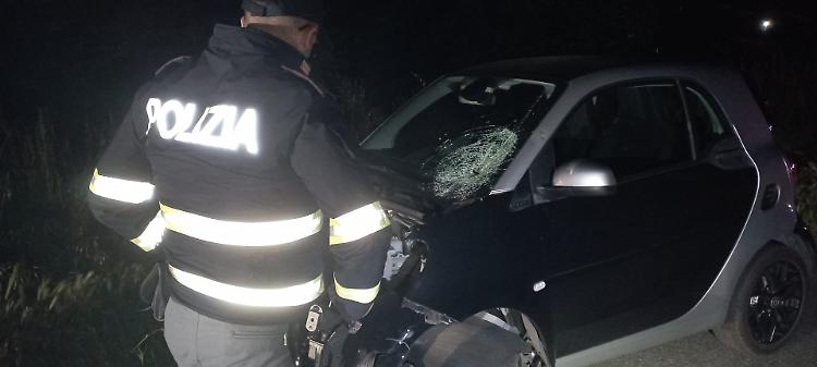 Resta gravissima la 39enne investita a pochi metri da casa