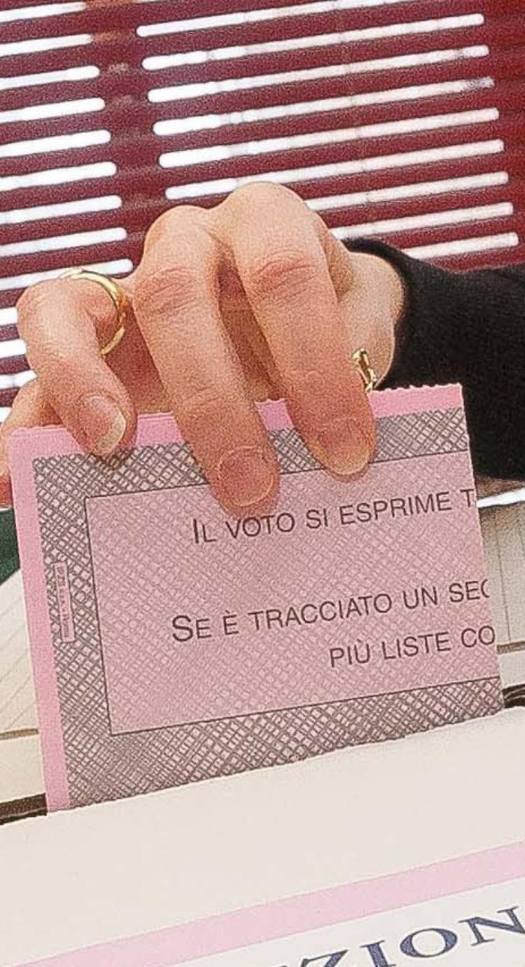 Elezioni: i comuni scelgono il loro sindaco