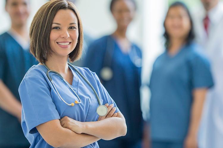Oss: il valore di una professione in crescita, il maxi concorso e le testimonianze