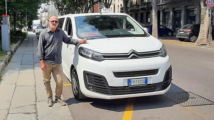 Più  licenze e nuovo corso. Un altro assetto per i taxi