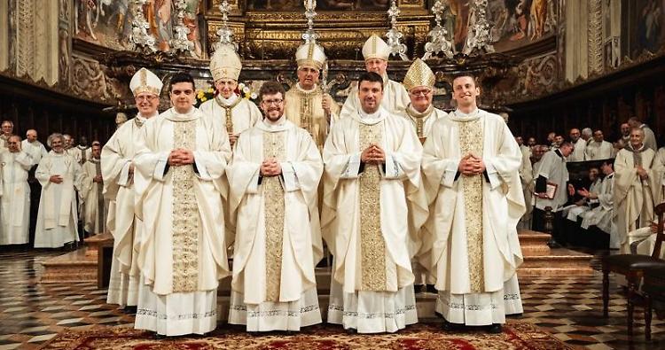 Don Andrea, don Claudio, don Alex e don Jacopo: sacerdoti «del Corpus Domini» per la Chiesa cremonese