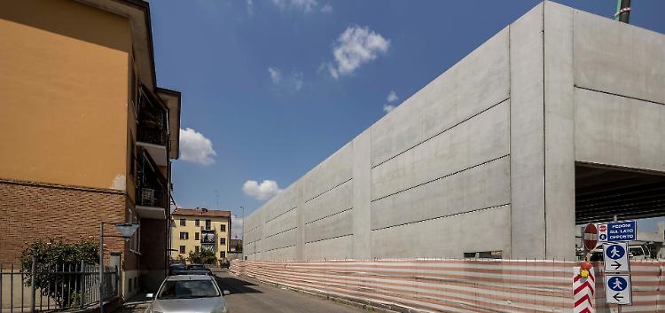 Ex Snum di via del Giordano: adesso si alza il muro del malcontento