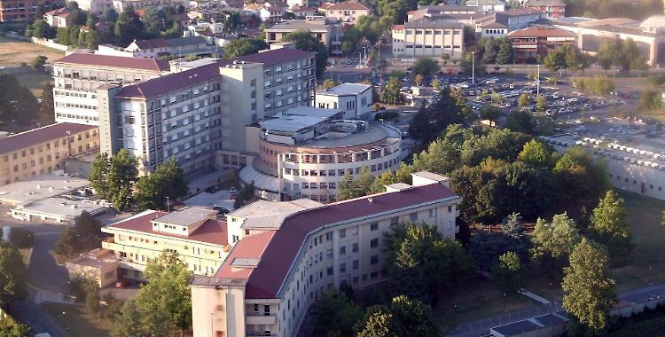 Ospedale, è ‘braccio di ferro’ con il fornitore per la dialisi