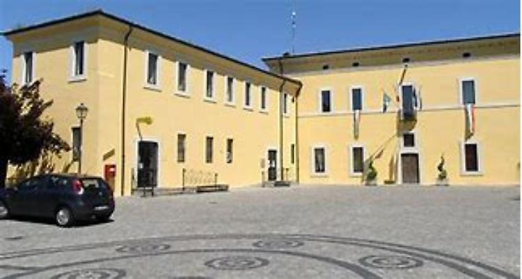 Spettacolo teatrale "Pacco a sorpresa"