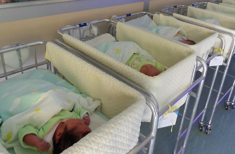All’ospedale, bimba viene alla luce in ascensore