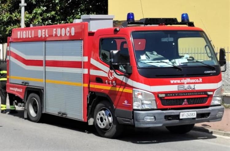 Il lutto. Quarantenne ritrovato in casa senza vita, probabile malore nel sonno