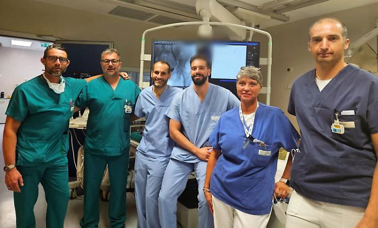 Settima gravidanza, il team salva la mamma