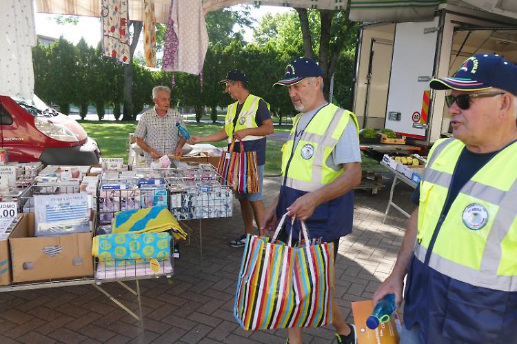 'Un'estate sicura', la Protezione civile ‘Le Aquile - odv’ al mercato