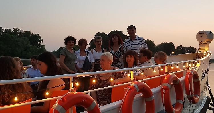 Crociere sul Po:  sulla Mattei 1.900 presenze in tre mesi