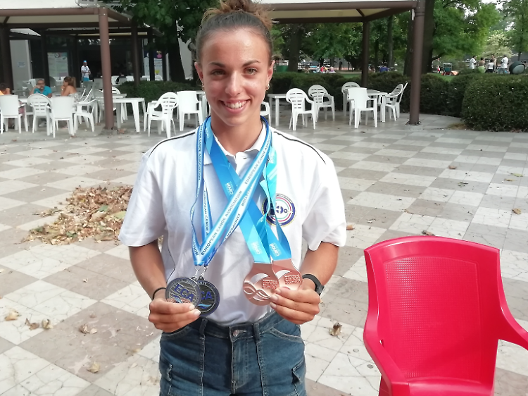 Canoa:  partita con l'atletica e finita sul tetto del mondo