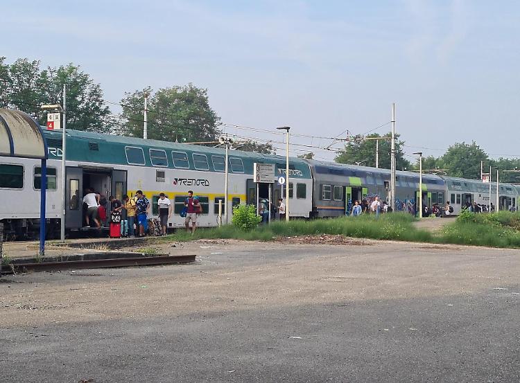 Treni, Lucente: disagi di oggi provocati da guasto infrastrutturale