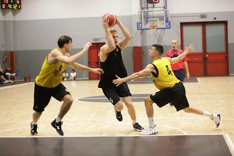 Basket serie B: Crema fa valere la differenza di categoria con Pizzi