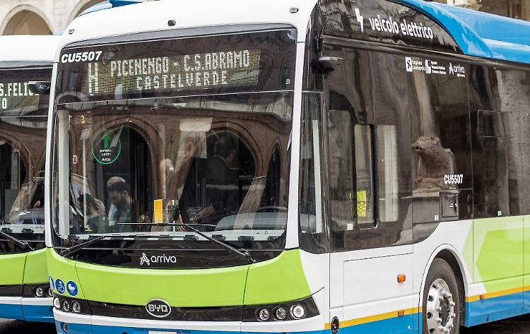 Picenengo, studenti a piedi: «L’autobus non passa più»