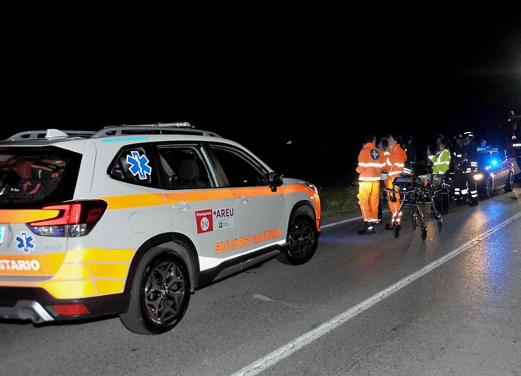 Investito da un furgone: in ospedale con l’eliambulanza