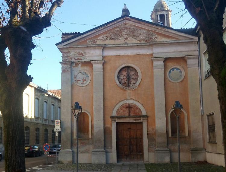 Santa Croce, bimbo di 8 anni al vescovo. «Se la riapri farò il campanaro»