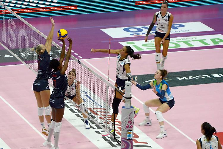 Volley A1: esordio amarissimo per la Vbc