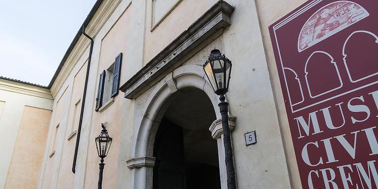 Presentazione del libro ''Lo scandalo dei manifesti allo scientifico''