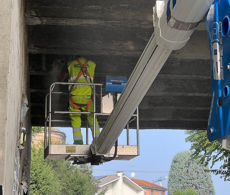 Anas rassicura: «Il ponte è sicuro, ma serve un intervento»