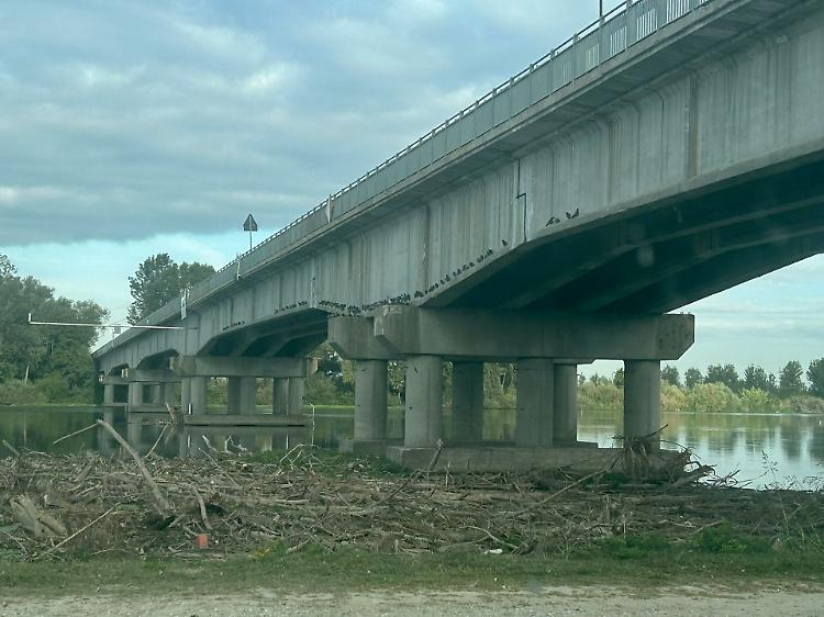 Ponte fra San Nazzaro e Castelnuovo Bocca d’Adda, senso unico alternato per tutto il 2024