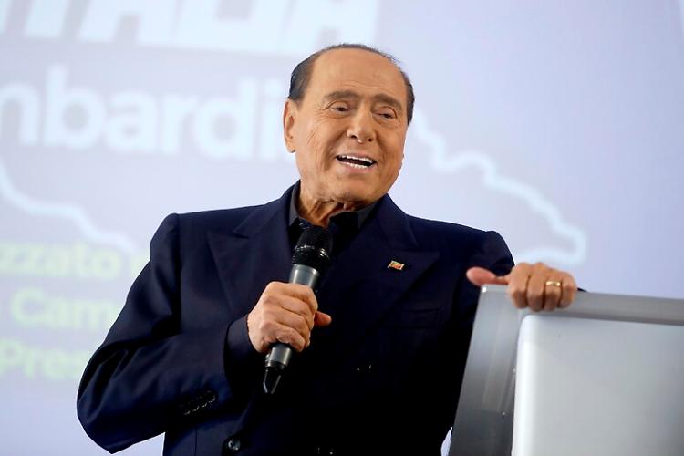 Berlusconi, il caso del testamento colombiano: indagato Di Nunzio