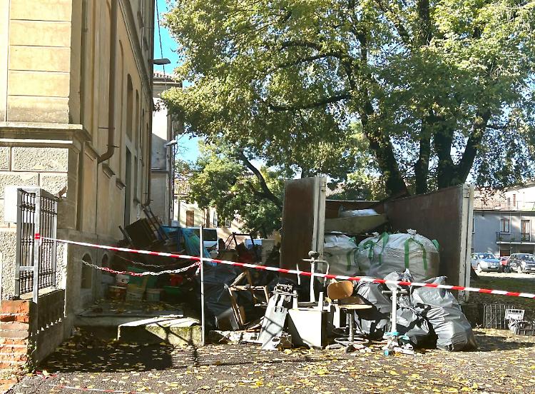 Rogo a scuola: «Si faccia chiarezza»