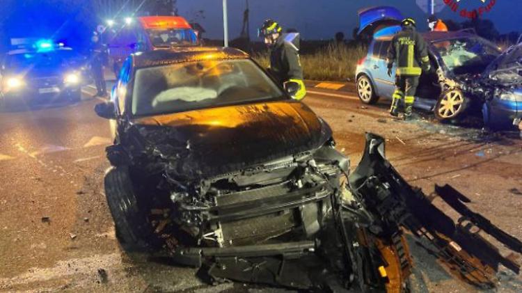 Scontro tra due auto sulla Bergamina