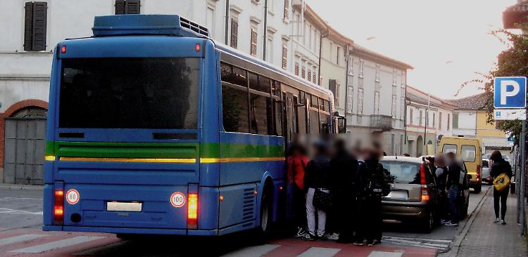 Caos pullman, i genitori: «Basta disagi»