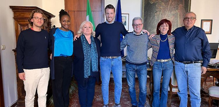 Più soldi a fine mese per il sindaco e gli assessori