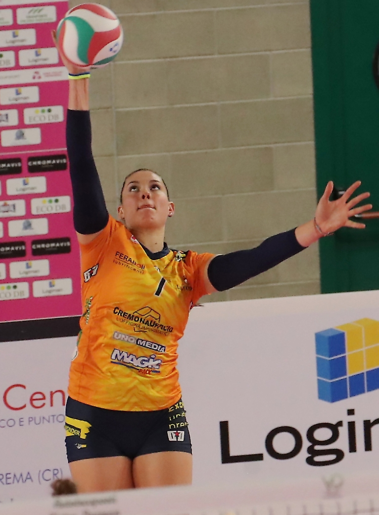 Volley. L'Esperia CremonaUfficio vince la prima in casa