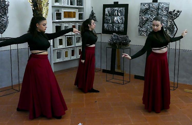 Arte. Danze al Palazzo Abbaziale