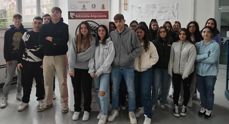 La sinergia: 'Spazio compiti' offerto gratuitamente alla cittadinanza