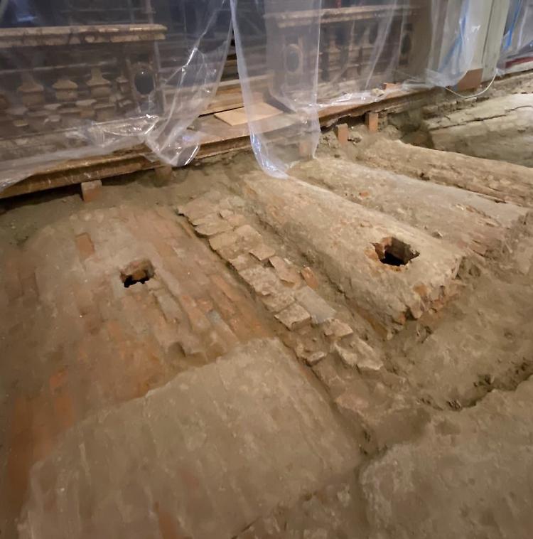 Monticelli, la Basilica: svelati i segreti delle camere sepolcrali 