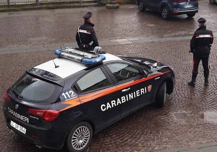 Guida auto sottoposta a sequestro e senza patente, denunciato 56enne
