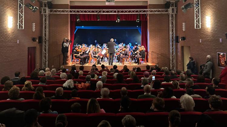 Parkinson, il concerto "Allegro Allegrissimo" fa il tutto esaurito
