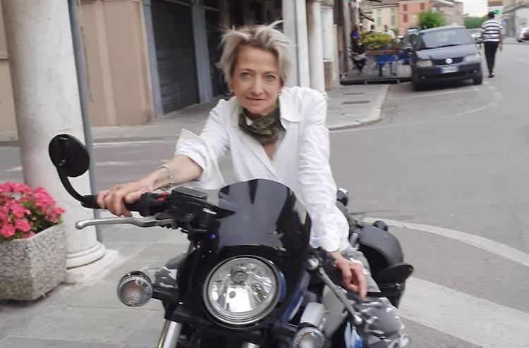 La zia di Rossella: «Nei messaggi senza risposta il suo abisso»