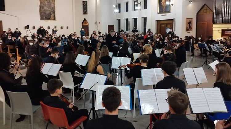 "Aspettando il Natale", il concerto dedicato ai pazienti, famigliari, operatori e volontari