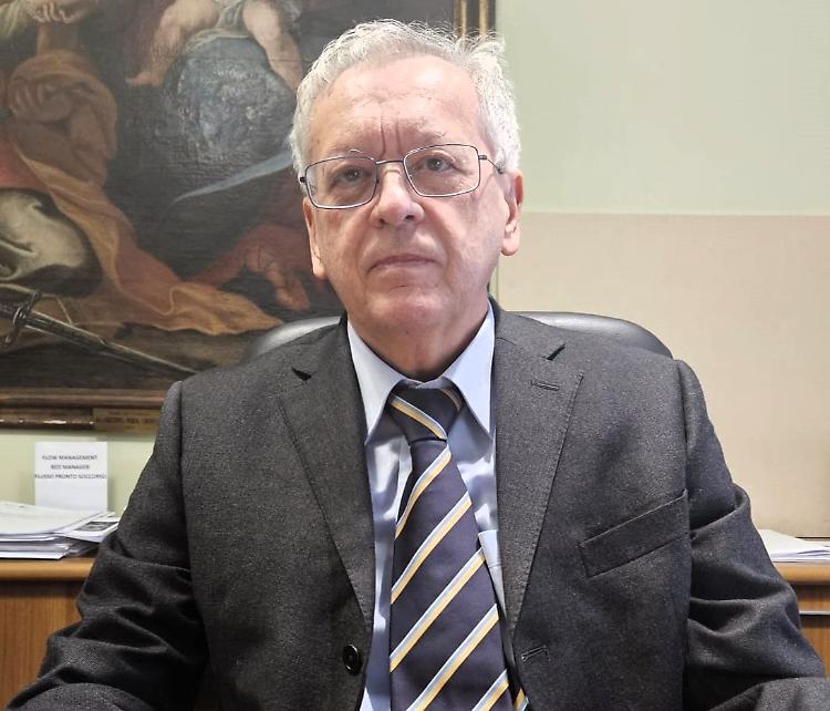 Ospedale Maggiore, Sfogliarini in pensione: trent'anni di carriera