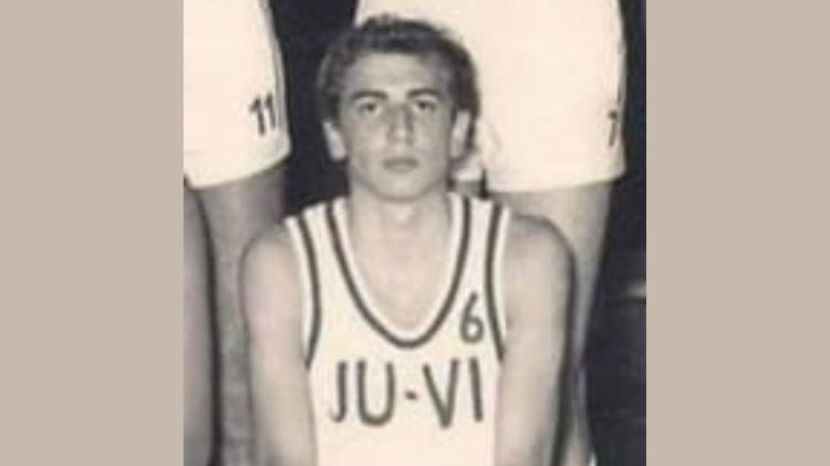 Addio a Guido Ripari, storico playmaker della JuVi Ferraroni