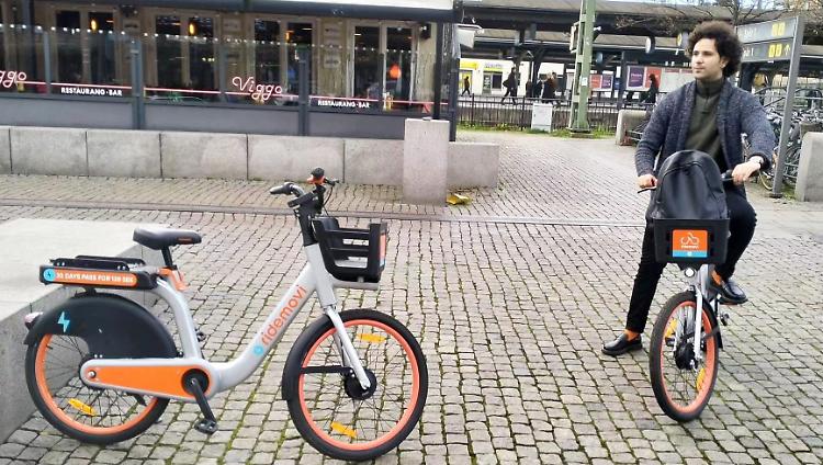Mobilità sostenibile, e-bike e monopattini in centro e in periferia