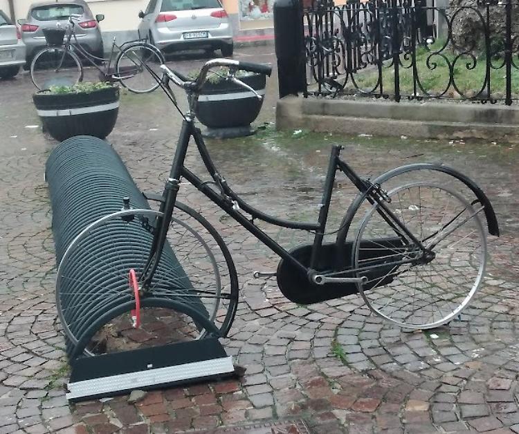 Vandalizzate le bici da Oscar