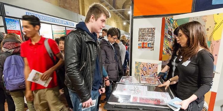 Orientamento scolastico, scatta l'ora delle iscrizioni