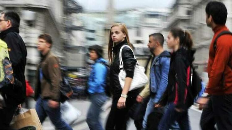 Ragazzi tra crisi e noia: quasi uno su quattro non lavora e non studia