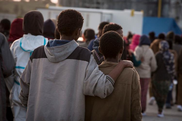 È boom di minori stranieri non accompagnati: nodo accoglienza, centri saturi