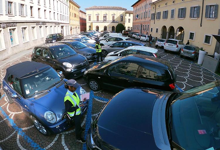 Invasione di Carnevale: stress test per la sosta