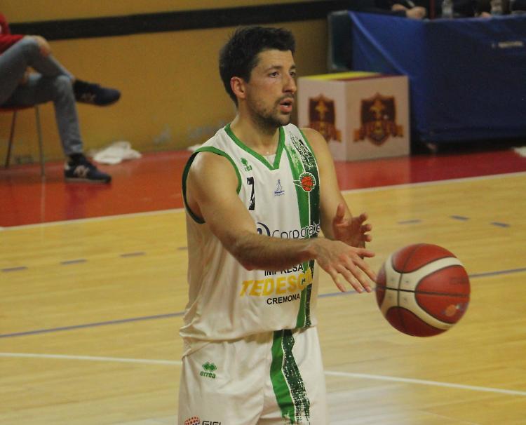 Solita Sanse mangia derby